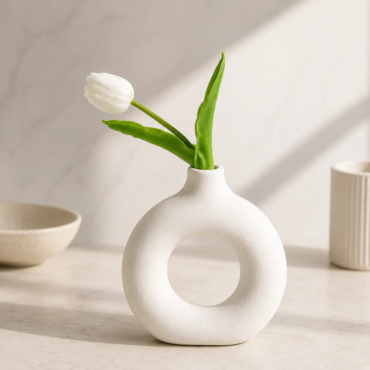 Modern Donut Vase Minimalist Nordic Decor Resin Flower Vase Contemporary Home Accent Jumartins