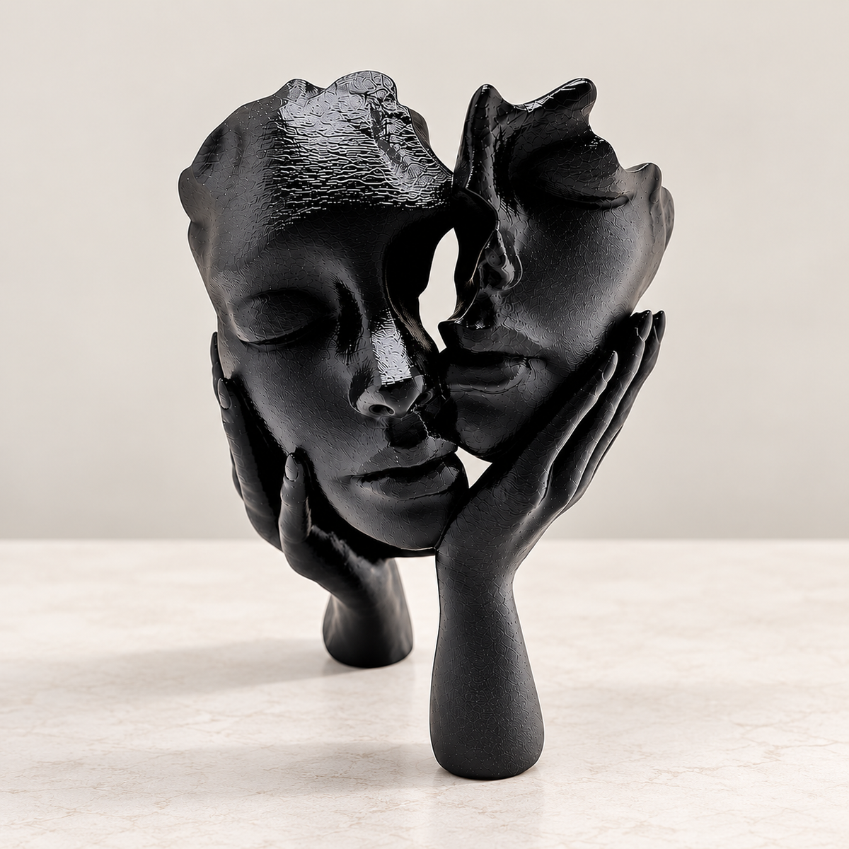Abstract Embrace Sculpture Modern Couple Figurine Minimalist Home Decor Shelf Table Ornament Artistic Gift