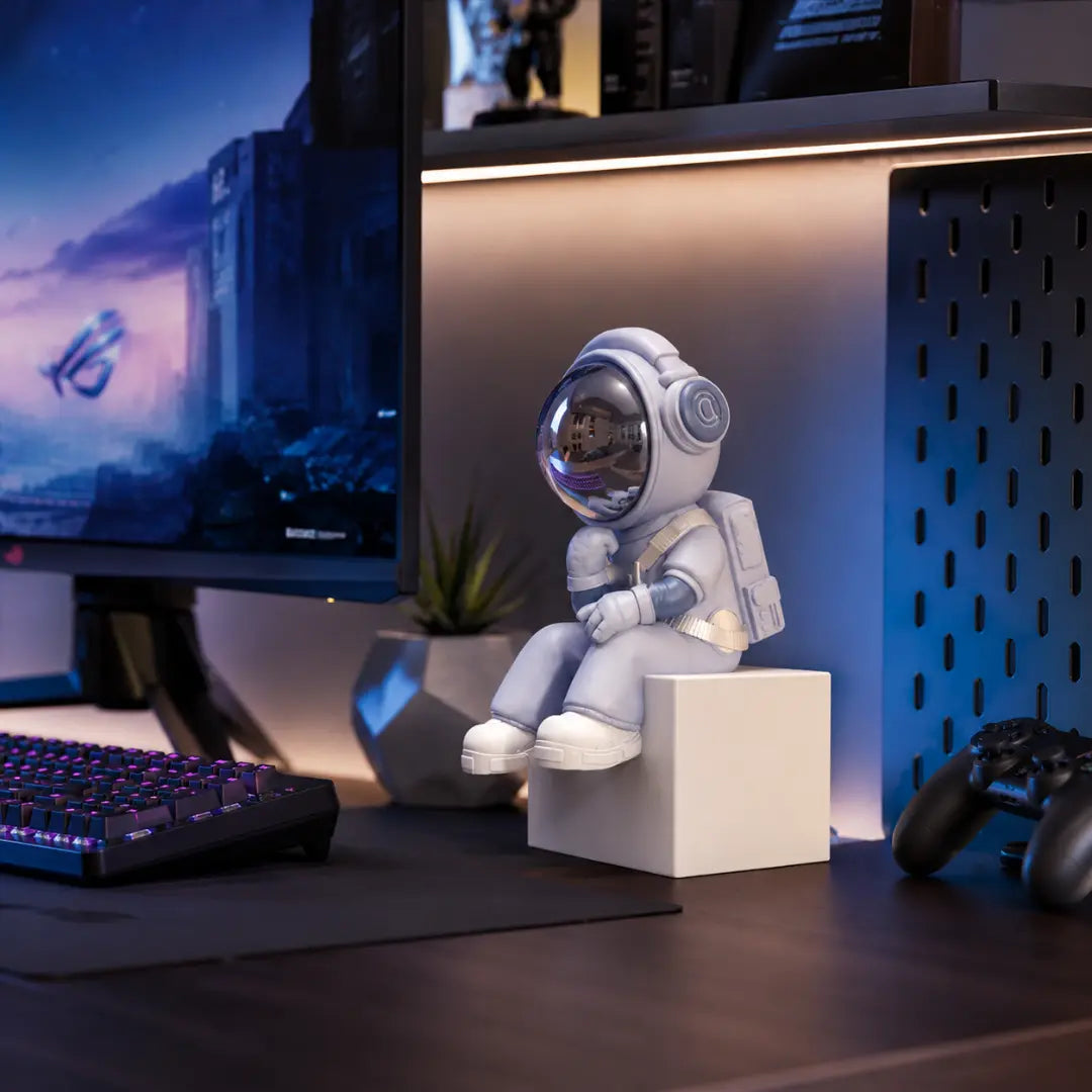Astronaut Desk Decor, Space Shelf Statue, Headphone Figurine Gift, Sci Fi Ornament, Modern Office Accent, Cosmic Room Decor Jumartins