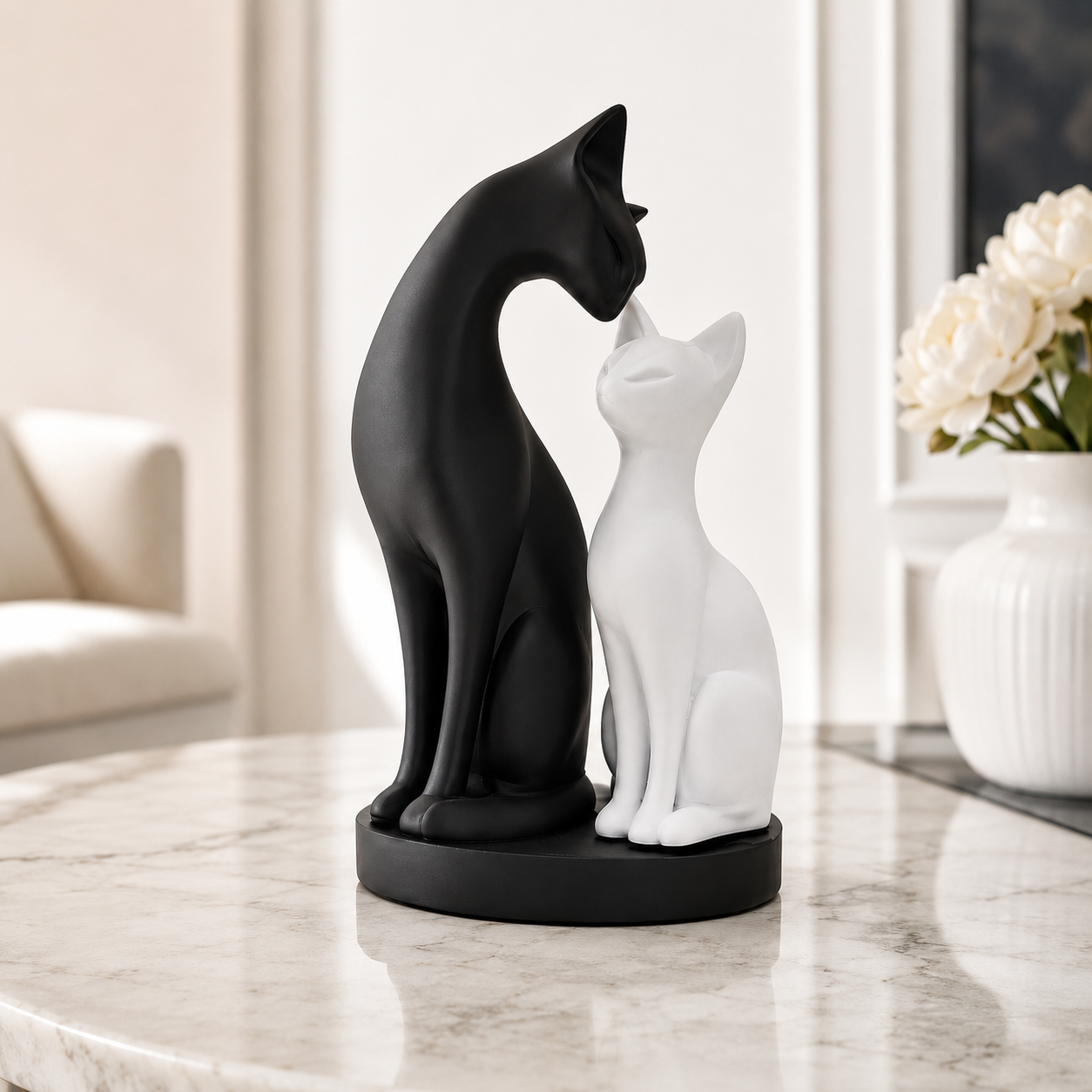 Black White Cat Couple Figurine Romantic Animal Sculpture Modern Shelf Desk Home Decor Gift