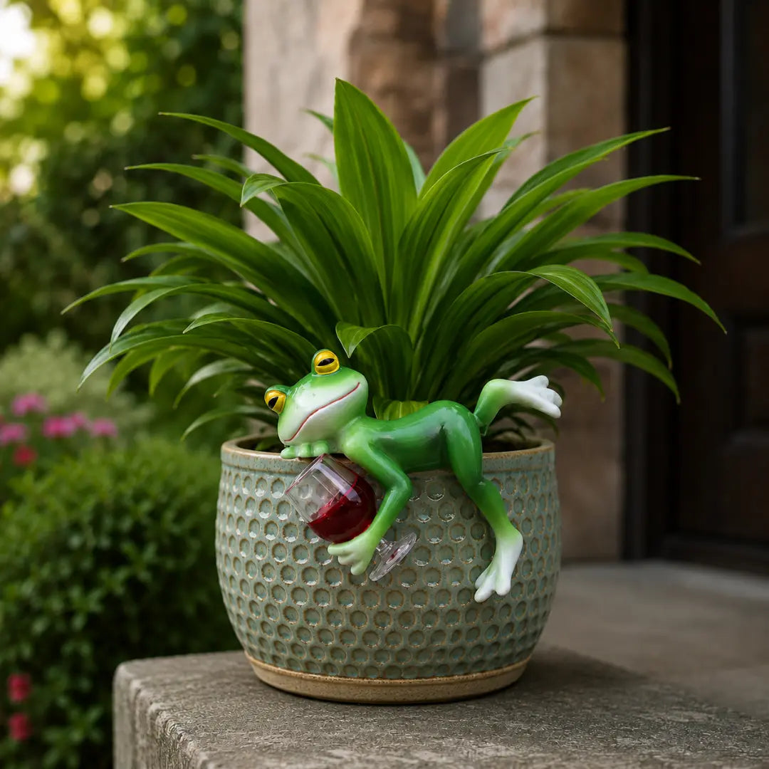 Wine Frog Pot Hanger, Frog Planter Decor, Garden Frog Gift, Funny Frog Figurine Jumartins