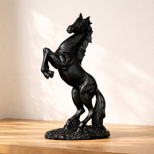 Resin Horse Statue Home Decor / Modern Interior Sculpture